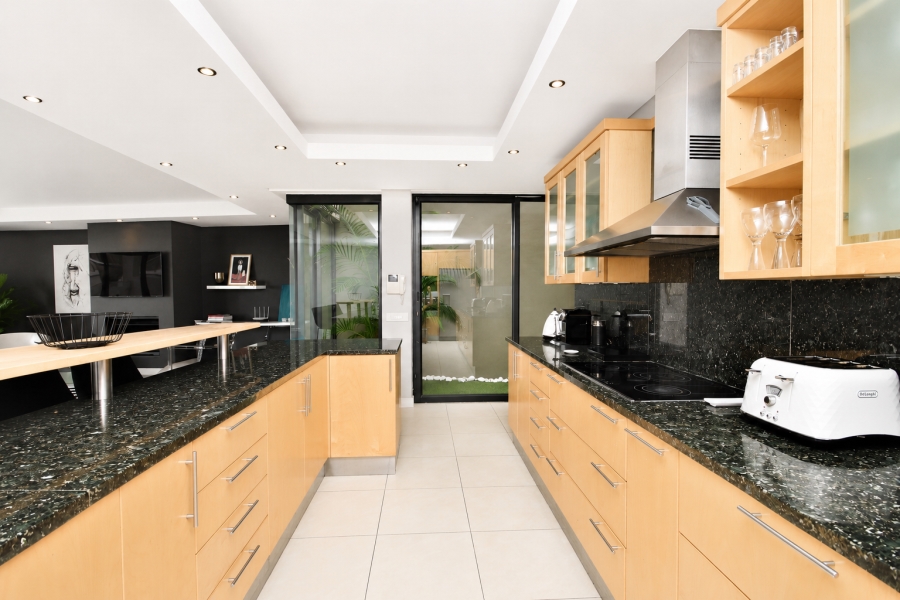 3 Bedroom Property for Sale in Sunset Beach Western Cape